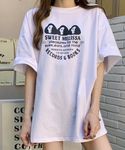 オーバーサイズ ドロップショルダーTシャツ