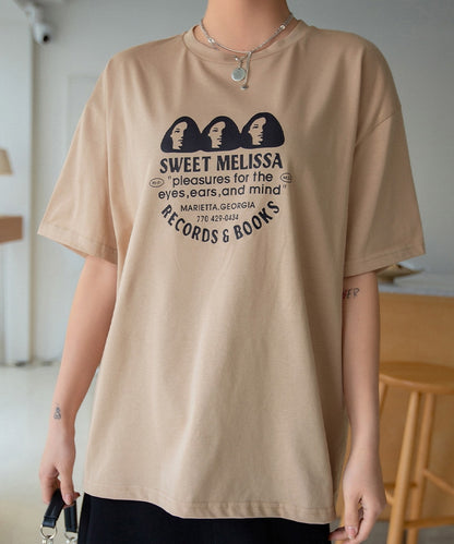 オーバーサイズ ドロップショルダーTシャツ