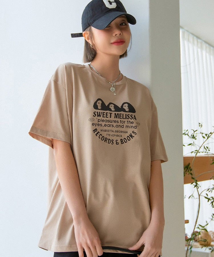 オーバーサイズ ドロップショルダーTシャツ
