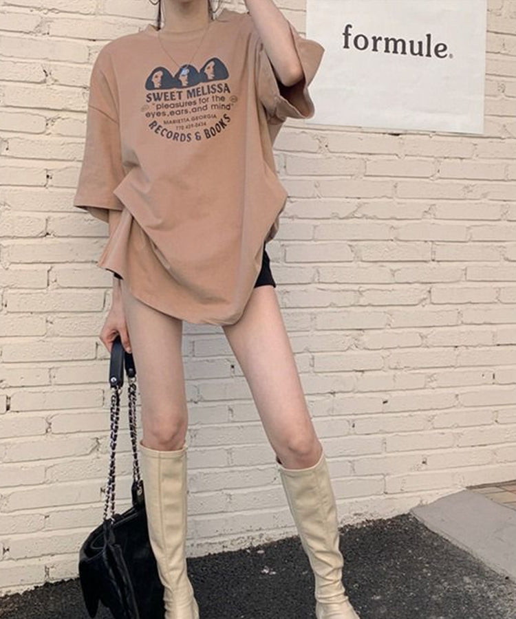 オーバーサイズ ドロップショルダーTシャツ